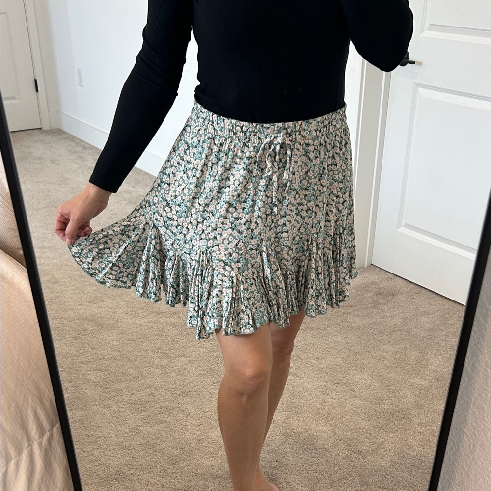 Aeropostale Green summer spring Floral Ruffle Mini Skirt Large XL L